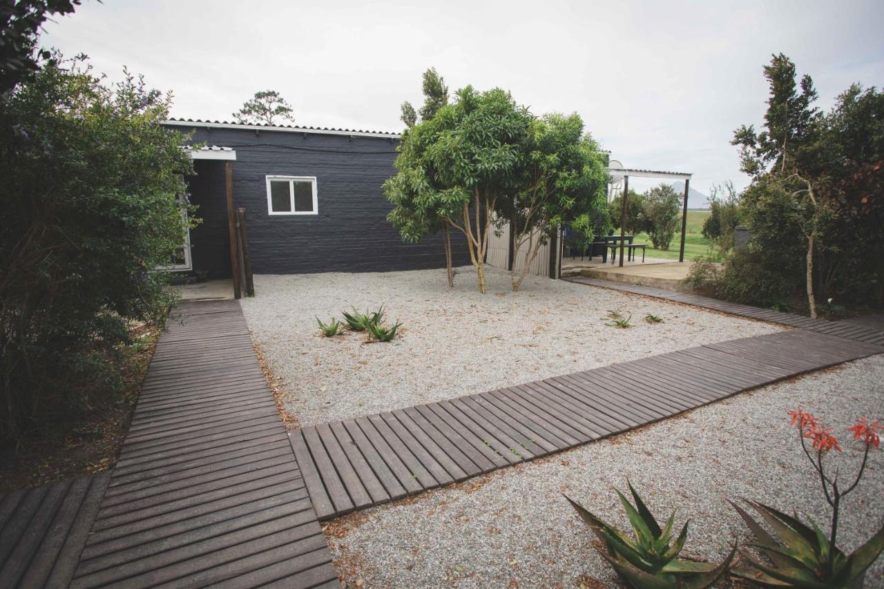 Beyond Urban Cottages Stormsrivier Buitenkant foto
